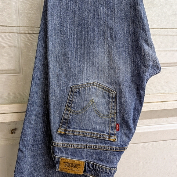 Levi's Blue Straight Leg Jeans Classic Denim - Picture 1 of 2